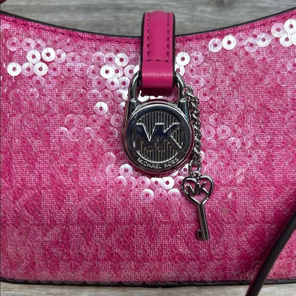 3210 NWT Michael Kors Fuchsia Sequin Shoulder Bag - Picture 3 of 7